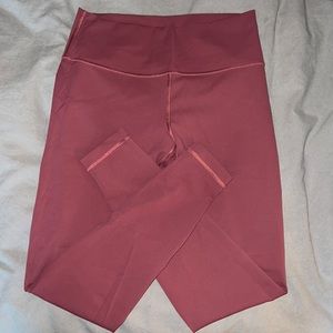 Lululemon Wunder Under size 10